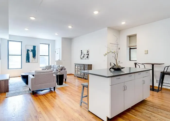 Apartment 3 Flat Building Downtown - With Private Patios *